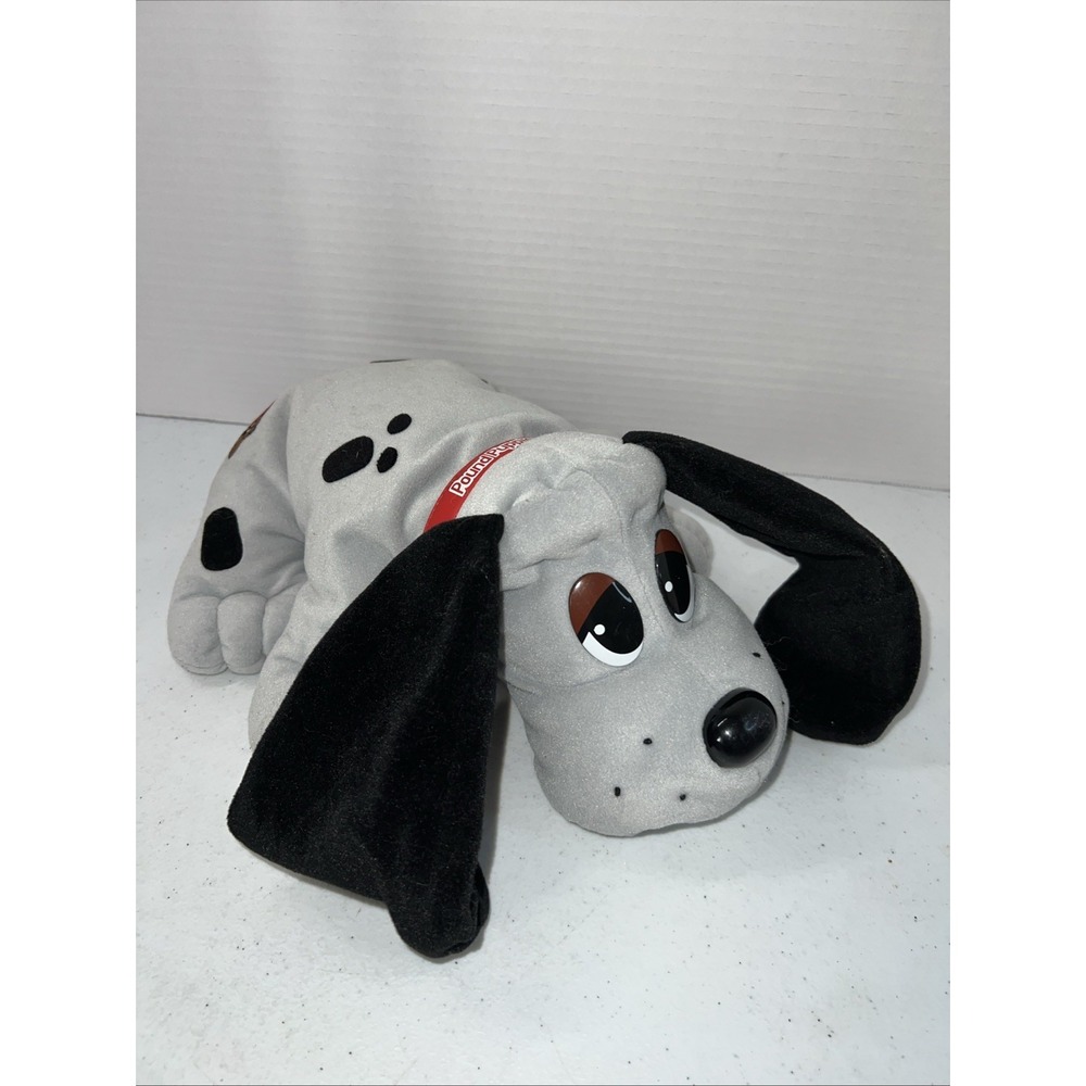 VTG Large 1997 Pound Puppies Plush White And Black Spotted Dog w/Red Collar 15"
